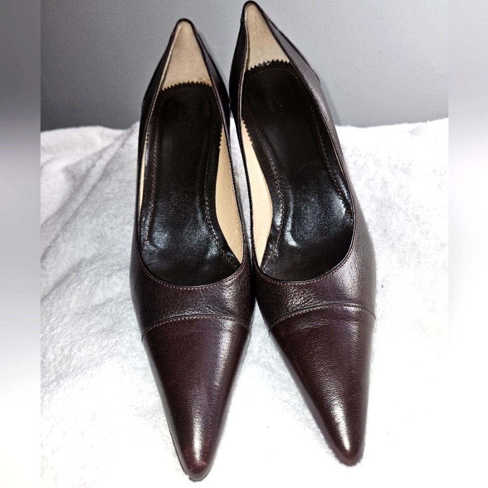 Gucci dark brown leather pointed toe high heel shoes